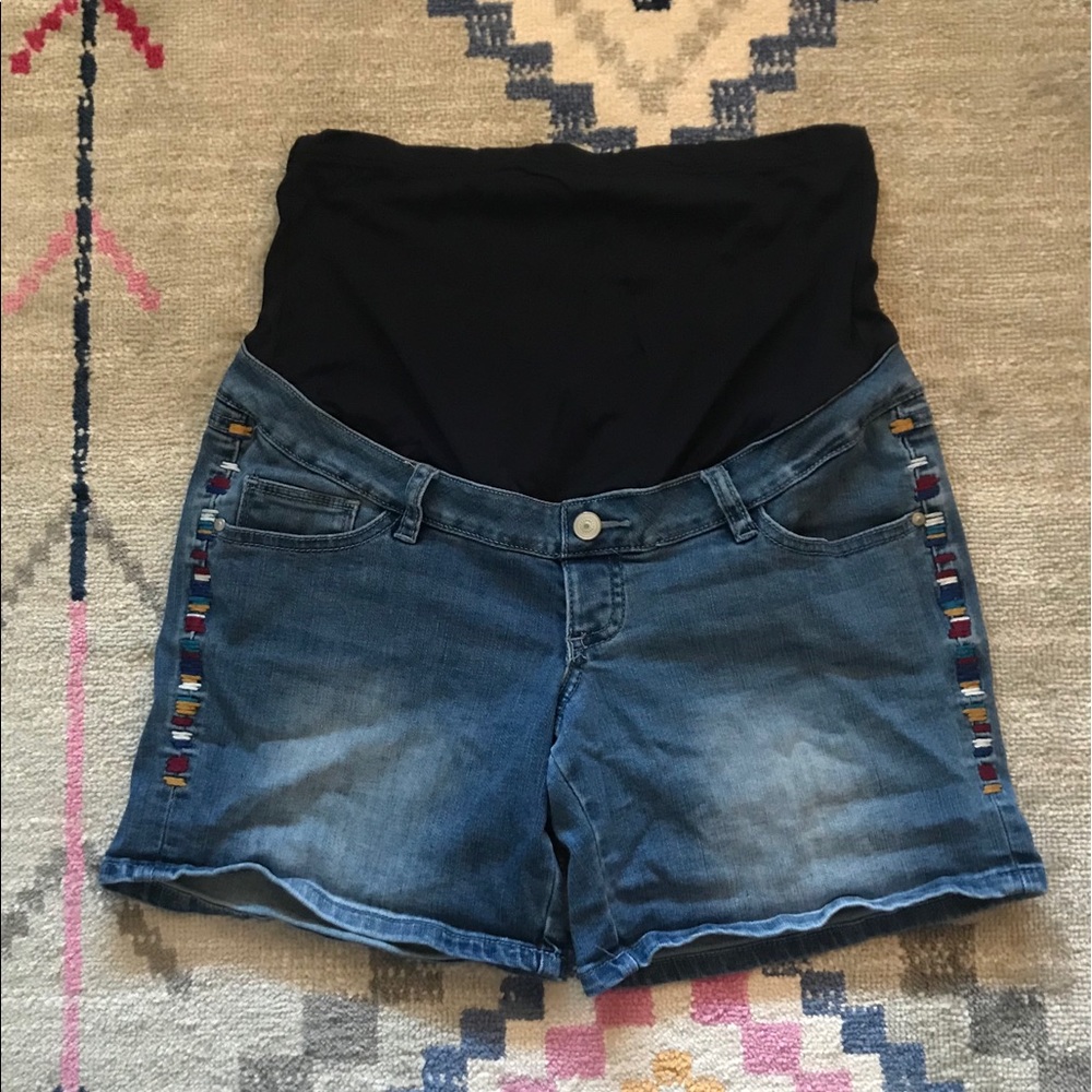 Thyme Maternity Jean shorts